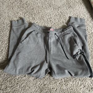 Nike Men's tech fleece joggers medium gray